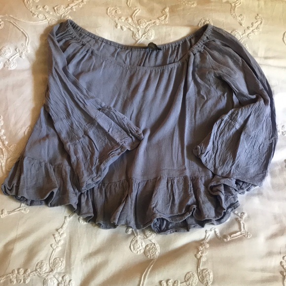 Cropped Off The Shoulder Long-Sleeve - Picture 3 of 4